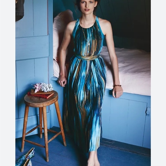 Paper Crown Blue Halter Midi Dress for Wedding Guests - Picture 3 of 16